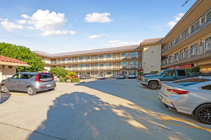 More Photos Of 2156 E Colorado Blvd, Pasadena Hotel For Sale