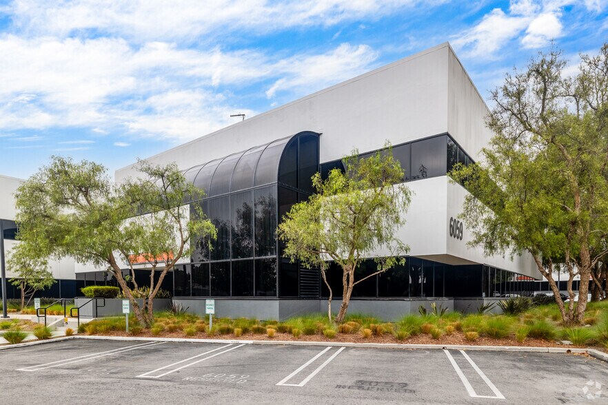 More Photos Of 6059 Bristol Pky, Culver City Office For Lease