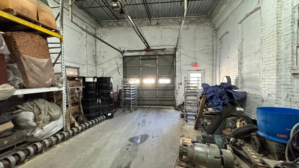 More Photos Of 240 S Main St, Nazareth Flex For Lease