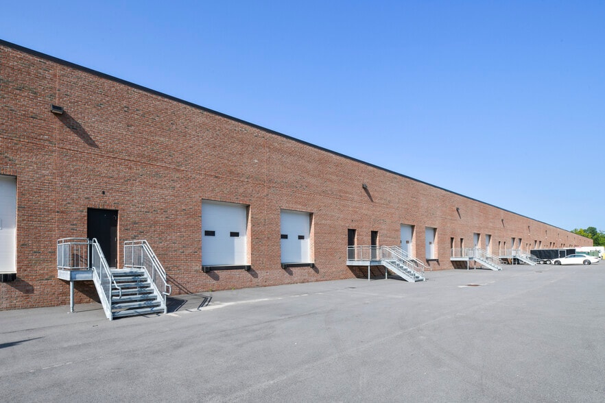 More Photos Of 741 Merritt Capital Dr, Wake Forest Unknown For Lease