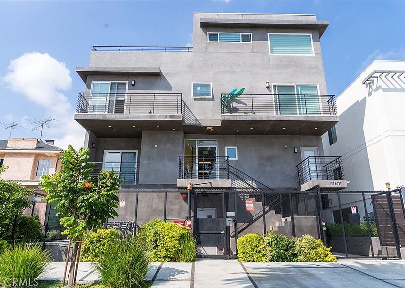 Primary Photo Of 1187 Crenshaw Blvd, Los Angeles Apartments For Sale