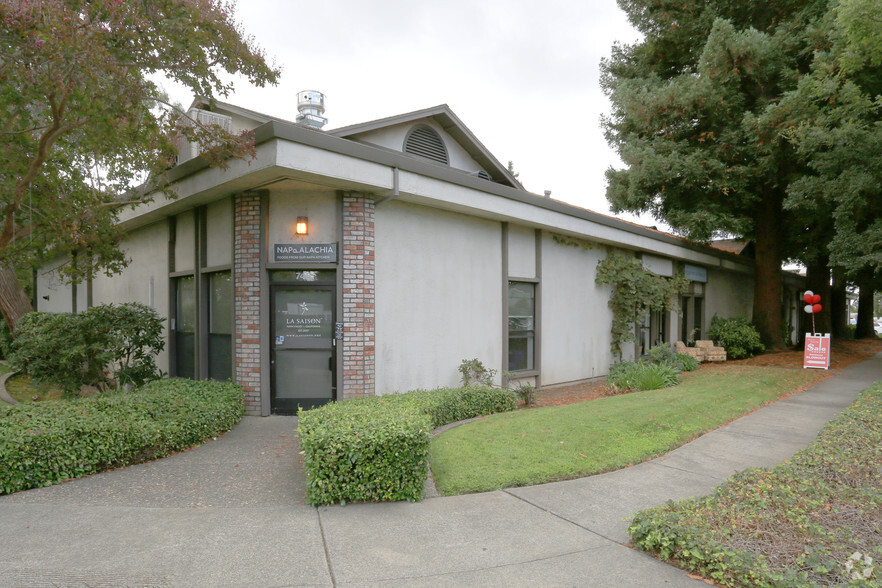 Primary Photo Of 700-798 California Blvd, Napa Research And Development For Lease