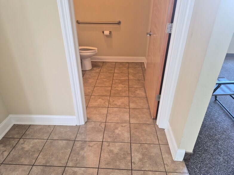 More Photos Of 220 Brighton Rd, Cape May Court House Office For Sale