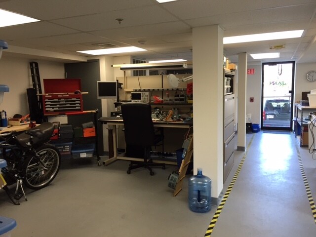 More Photos Of 6 Gill St, Woburn Light Manufacturing For Lease