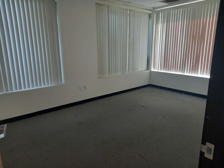 More Photos Of 9850 6th St, Rancho Cucamonga Warehouse For Sale