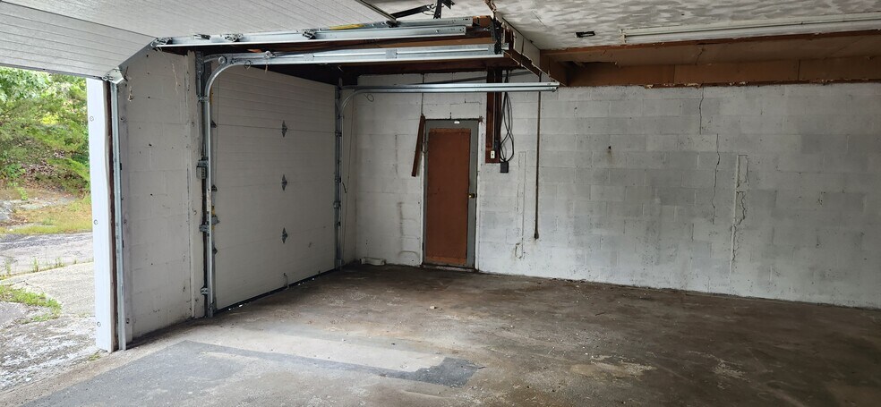 More Photos Of Rt 1A, Dedham Industrial For Lease