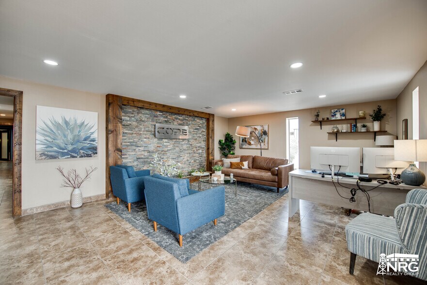 More Photos Of 1113 Dayton Rd, Midland Warehouse For Sale