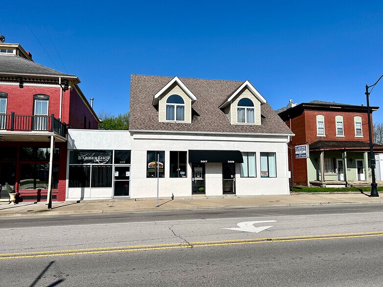 Primary Photo Of 305-309 N Illinois St, Belleville Storefront Retail Residential For Sale
