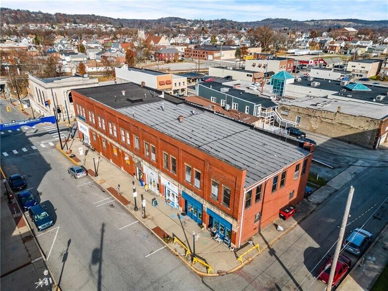 More Photos Of 433-435 Lawrence Ave, Ellwood City Storefront Retail Residential For Sale