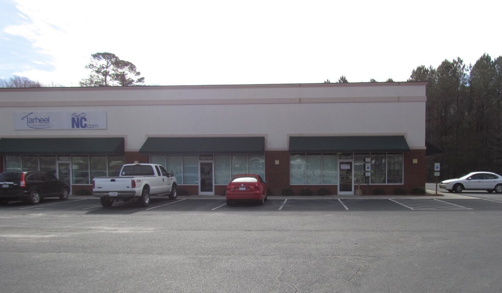 More Photos Of 120 N Tech Dr, Clayton Light Manufacturing For Lease