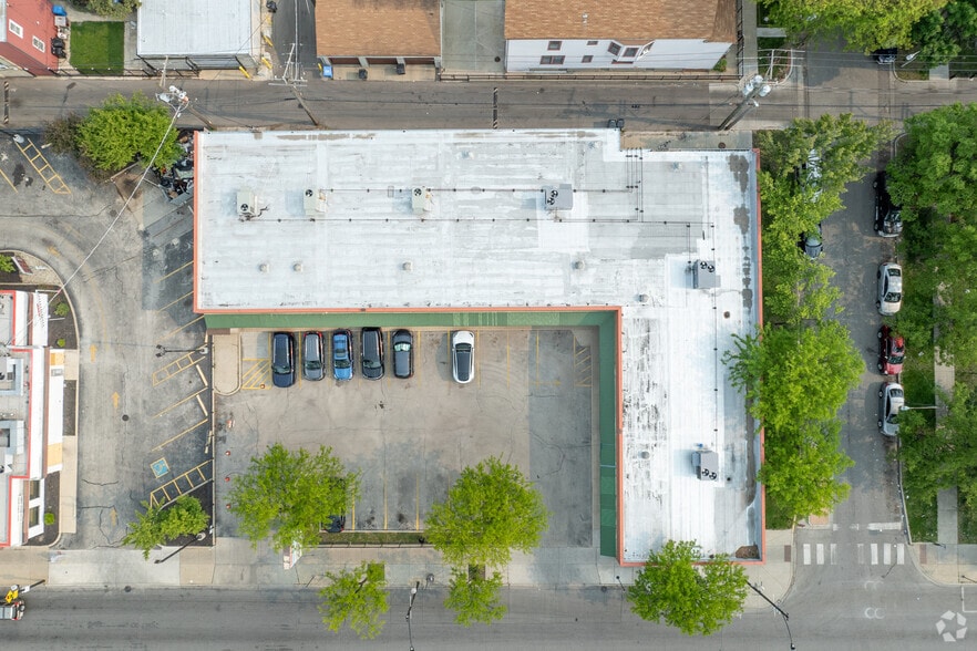 More Photos Of 4300-12 W North Ave, Chicago Freestanding For Sale