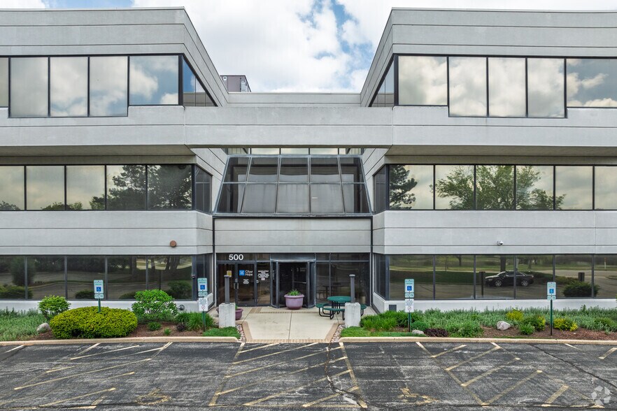 More Photos Of 500 Remington Rd, Schaumburg Office For Lease