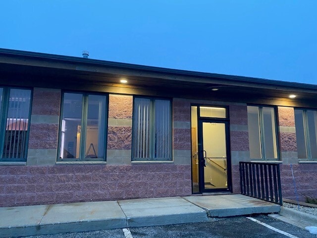 More Photos Of 2720 Superior Dr NW, Rochester Office For Lease