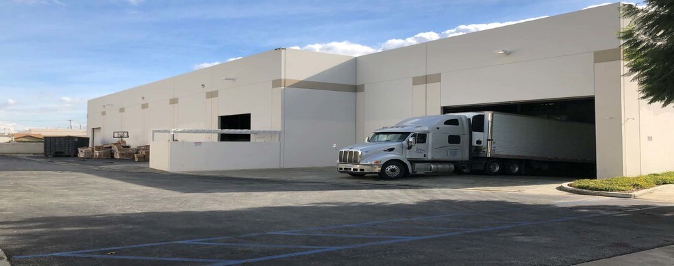 More Photos Of 1929 Mount Vernon Ave, Pomona Warehouse For Lease