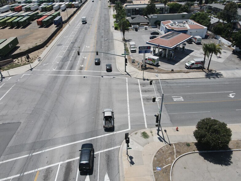 More Photos Of 25362 E 3rd St, San Bernardino Freestanding For Lease