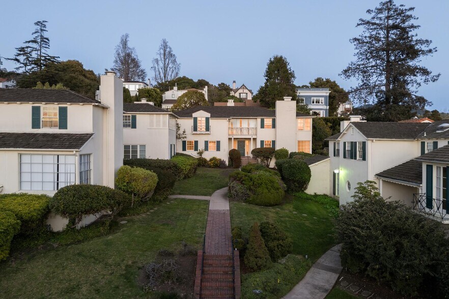 Primary Photo Of 1739 Spruce St, Berkeley Apartments For Sale