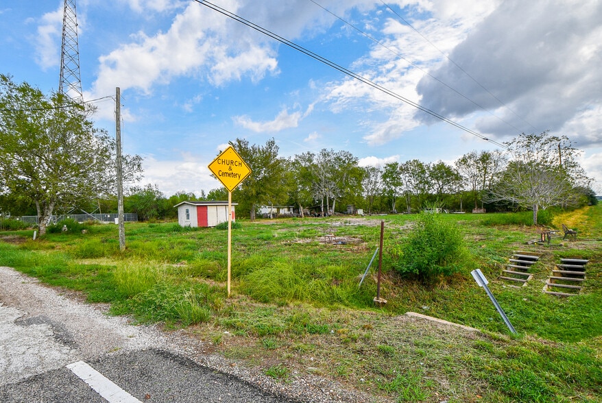 More Photos Of 11601 FM 2759 Rd, Richmond Land For Sale