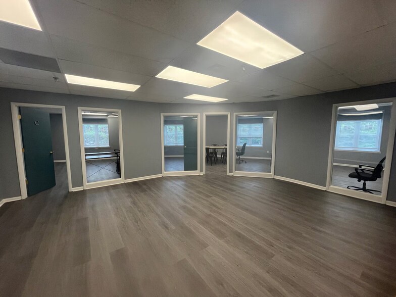 More Photos Of 4201 Church Rd, Mount Laurel Office For Lease