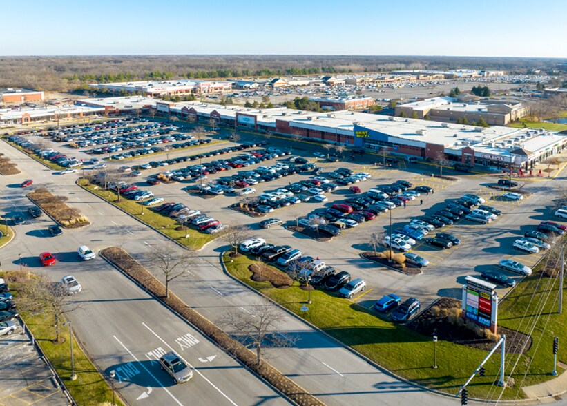 More Photos Of 701 N Milwaukee Ave, Vernon Hills Unknown For Lease