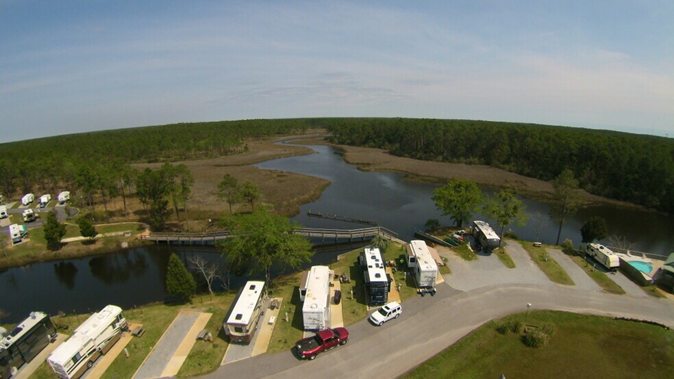 More Photos Of 2444 Avalon Blvd, Milton Trailer Camper Park For Sale