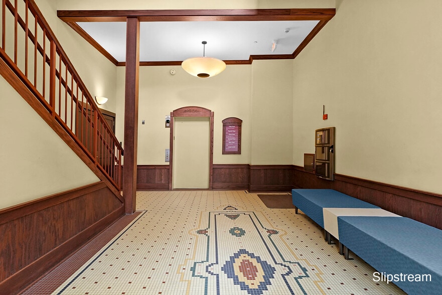 More Photos Of 25 S Division Ave, Grand Rapids Office For Sale