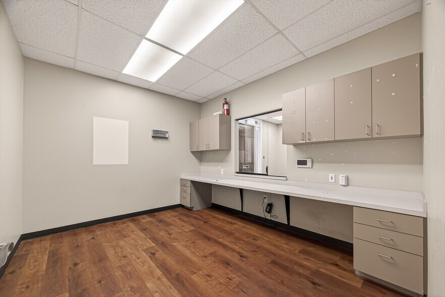 More Photos Of 2223 Dorrington St, Houston Medical For Lease