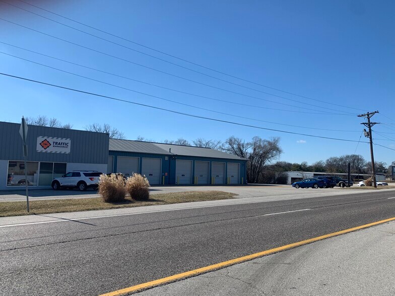 More Photos Of 9300 Natural Bridge Rd, Berkeley Warehouse For Sale