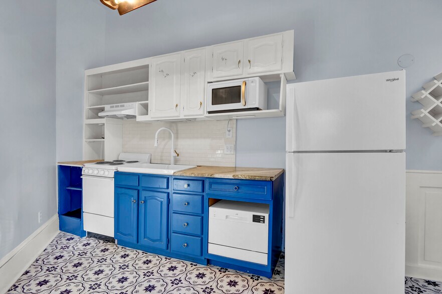 More Photos Of 719-729 Princess St, Wilmington Apartments For Sale