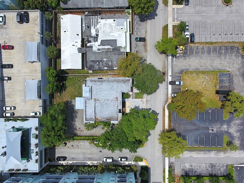 More Photos Of 212 SE 8th St, Fort Lauderdale Office Residential For Sale