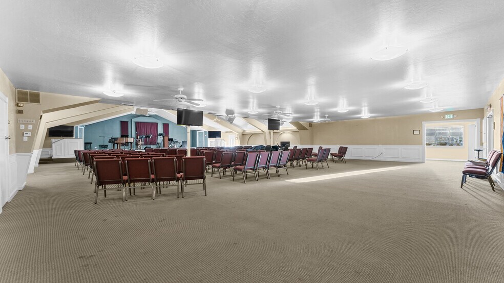 More Photos Of 355 Panama Ave, Chico Flex For Sale