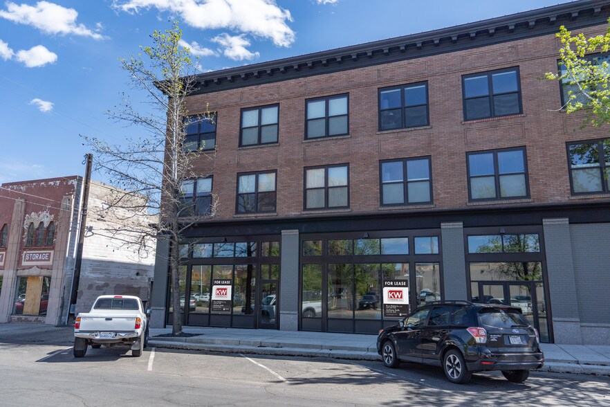 107111 S 1st St, Yakima, WA 98901 Retail For Lease