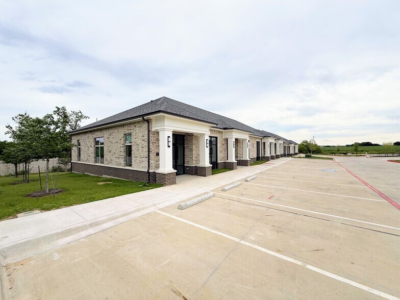 More Photos Of 2120 Prairie Dr, Prosper Medical For Sale