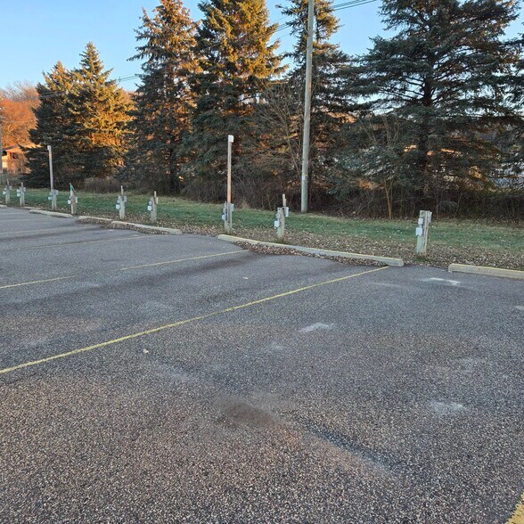 More Photos Of 1050 Benson St, River Falls Warehouse For Sale