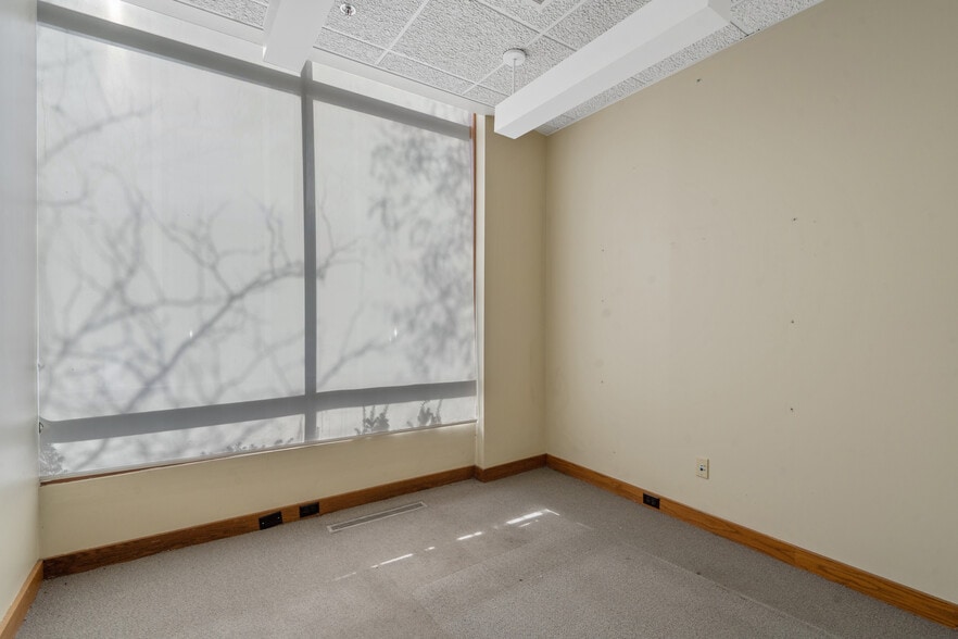 More Photos Of 344 W Genesee St, Syracuse Loft Creative Space For Lease