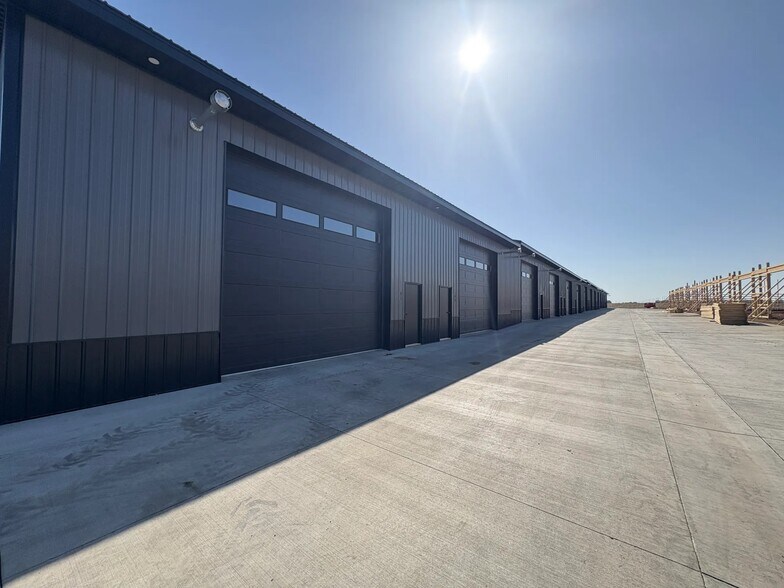 Primary Photo Of 47795 Van Donge St, Sioux Falls Industrial For Sale