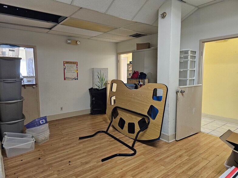 More Photos Of 8222 Wurzbach Rd, San Antonio Medical For Sale