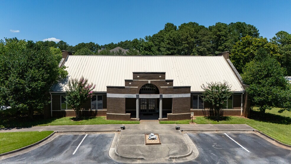 More Photos Of 2920 N Decatur Rd, Decatur Distribution For Sale
