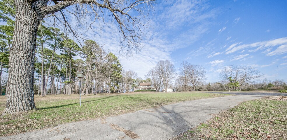 More Photos Of 1601 Missouri 72 Rt, Rolla Hospitality For Sale