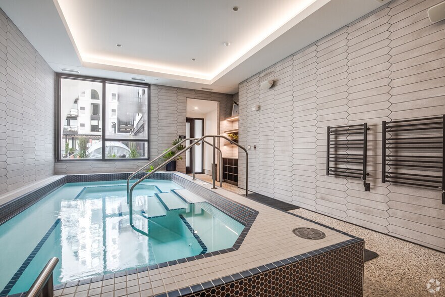 More Photos Of 650 Portland Ave S, Minneapolis Apartments For Lease