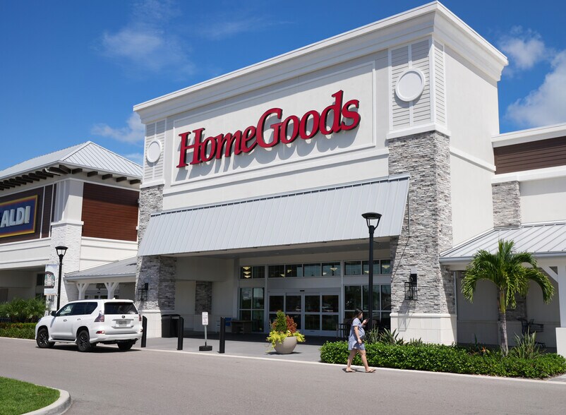 More Photos Of 8820 US Highway 301 N, Parrish Unknown For Lease