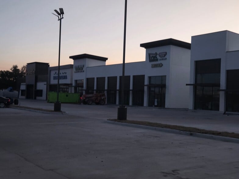 More Photos Of 3210 S Texas 6, Houston General Retail For Sale