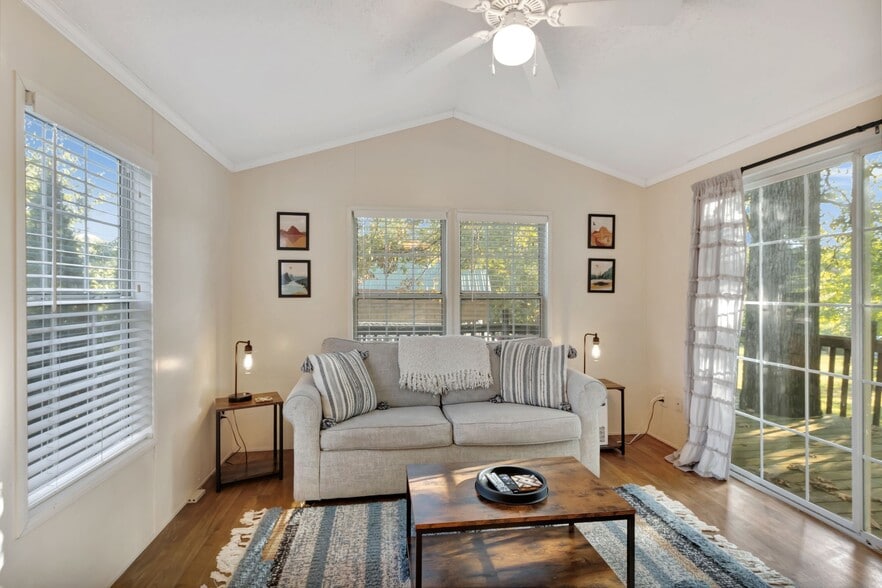 More Photos Of 11845 US 41 St, Monteagle Trailer Camper Park For Sale