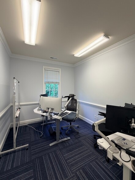 More Photos Of 211 E Six Forks Rd, Raleigh Loft Creative Space For Lease