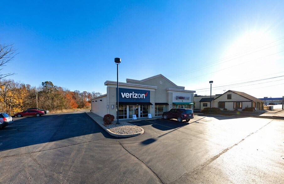 Primary Photo Of 1443 Claremont Ave, Ashland Freestanding For Lease