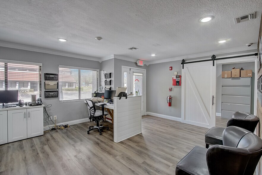 More Photos Of 201 W SR 434, Winter Springs Medical For Lease