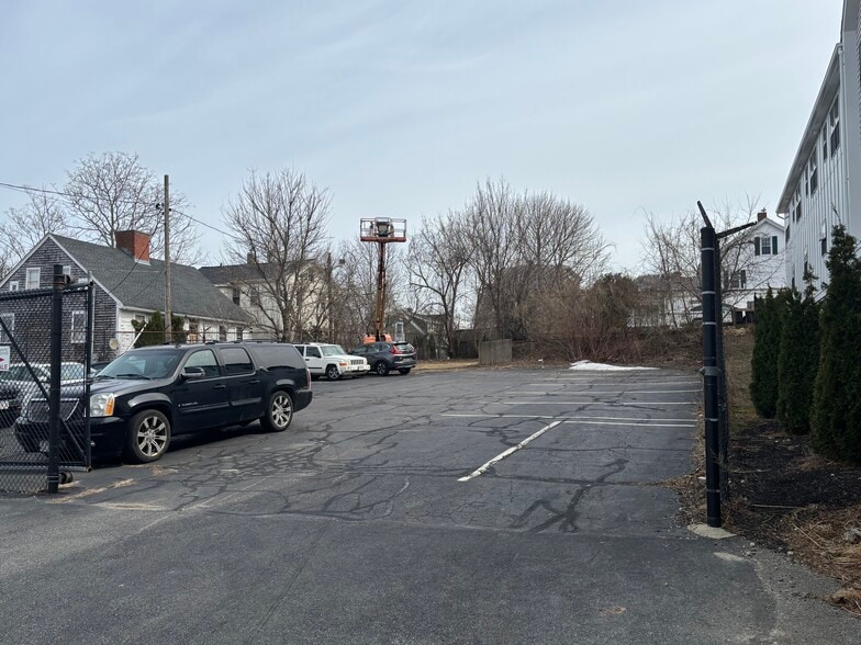 More Photos Of 11 Water St, Plymouth Land For Sale