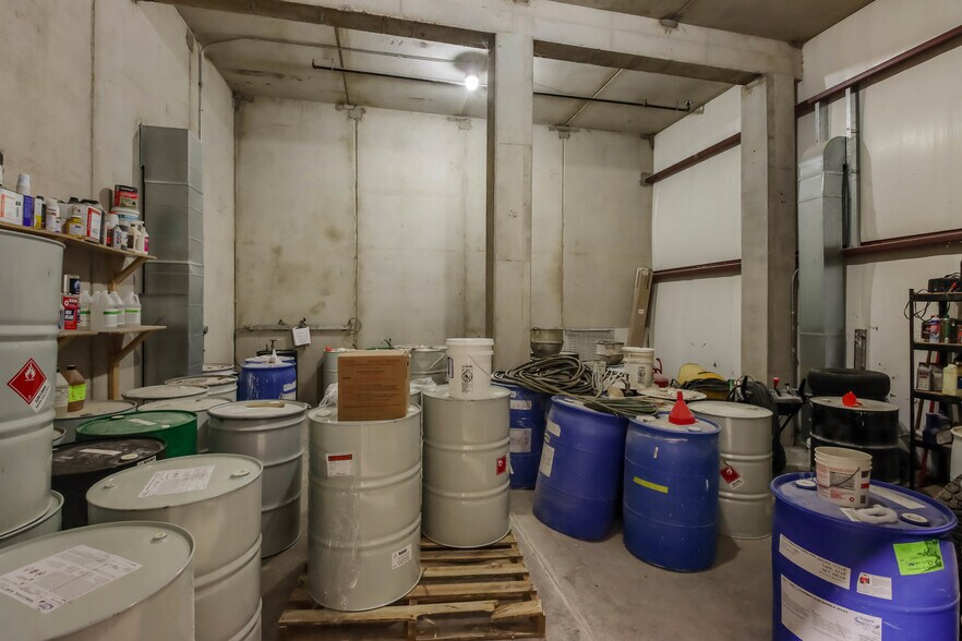 More Photos Of 653 Tower Dr, Cadott Manufacturing For Sale