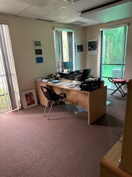 More Photos Of 4000 S 57th Ave, Lake Worth Unknown For Lease