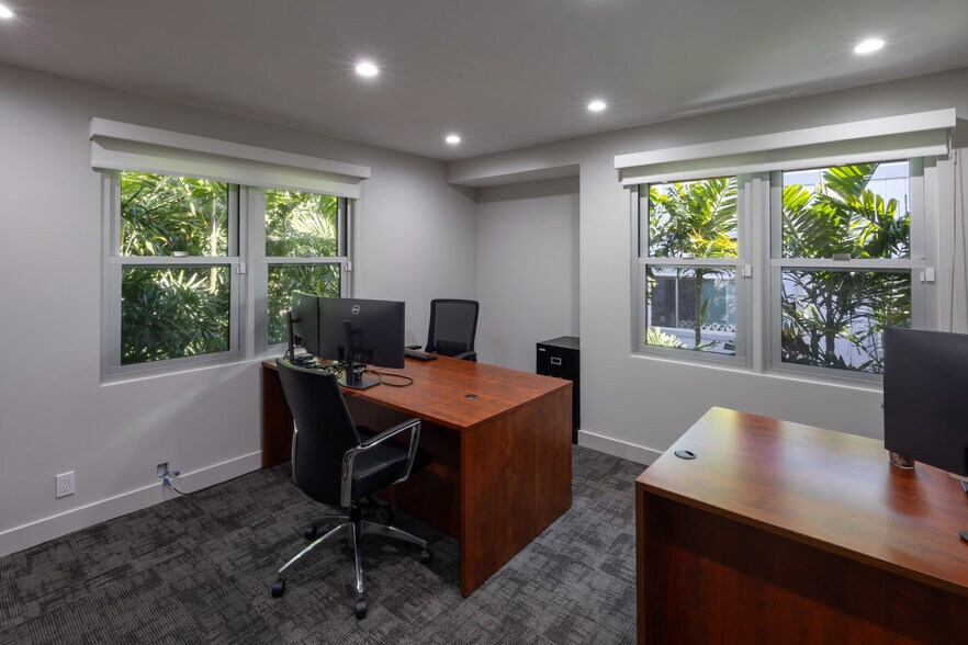 More Photos Of 3112 Mokihana St, Honolulu Loft Creative Space For Sale