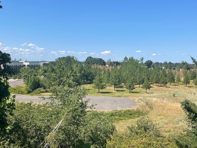 More Photos Of Kuebler Blvd SE & 36th Ave SE, Salem Land For Sale